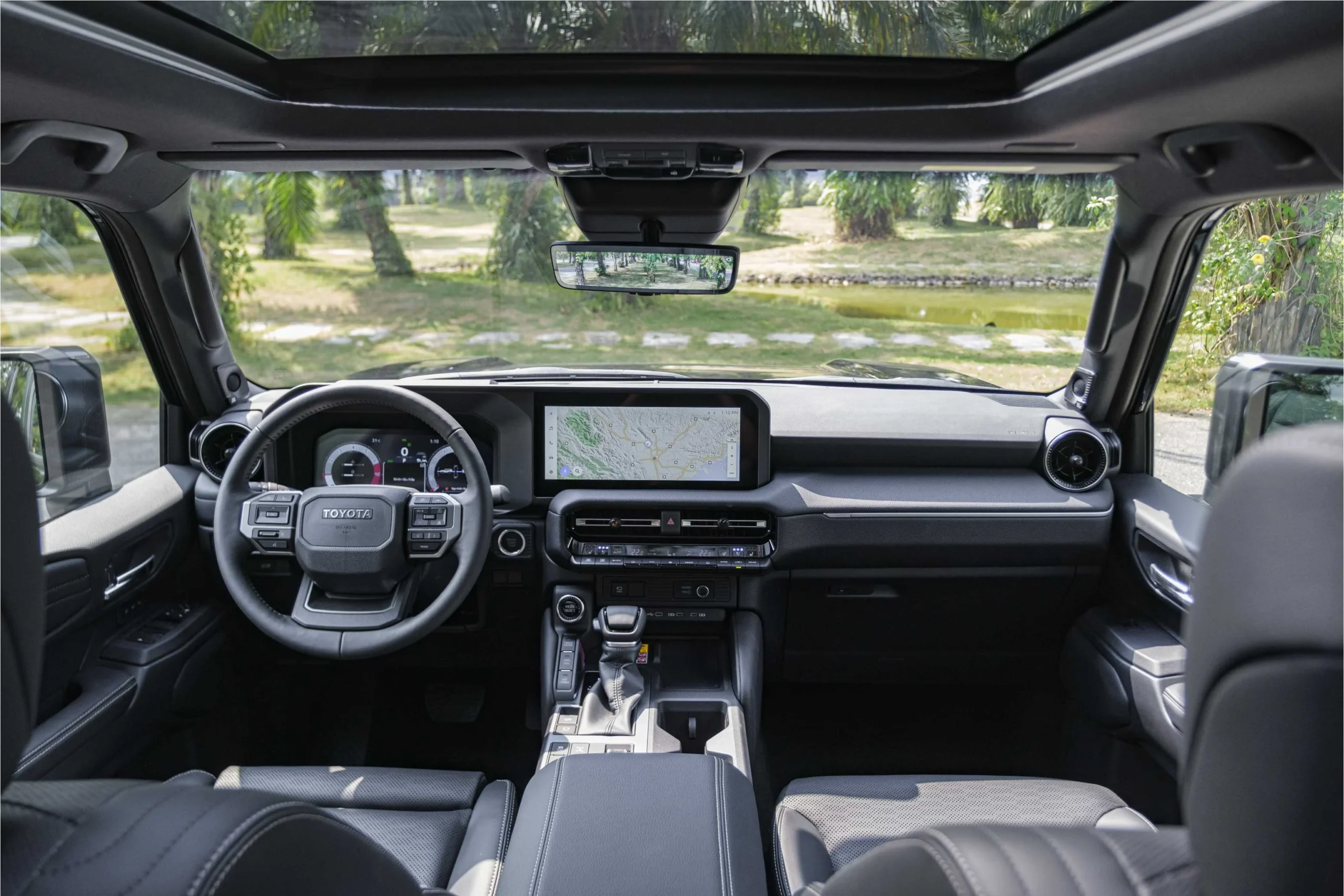 Toyota Land Cruiser Prado recall, Toyota recall Australia, digital instrument cluster fault, Lexus GX recall, OTA software update, SUV safety recall 5