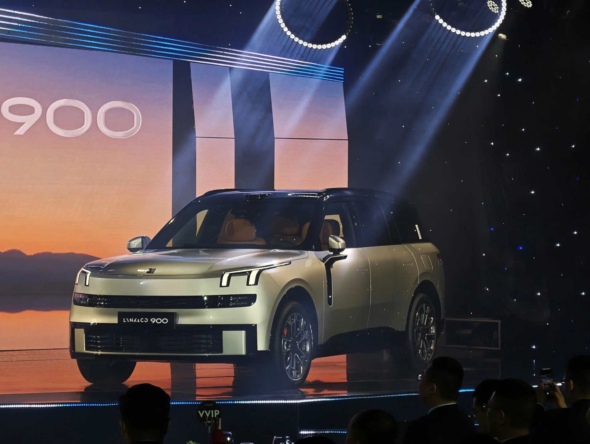 Tasco Auto, automotive ecosystem, Vietnam car market, electric vehicle charging Vietnam, Geely Vietnam, Volvo Vietnam, car dealership Vietnam 6