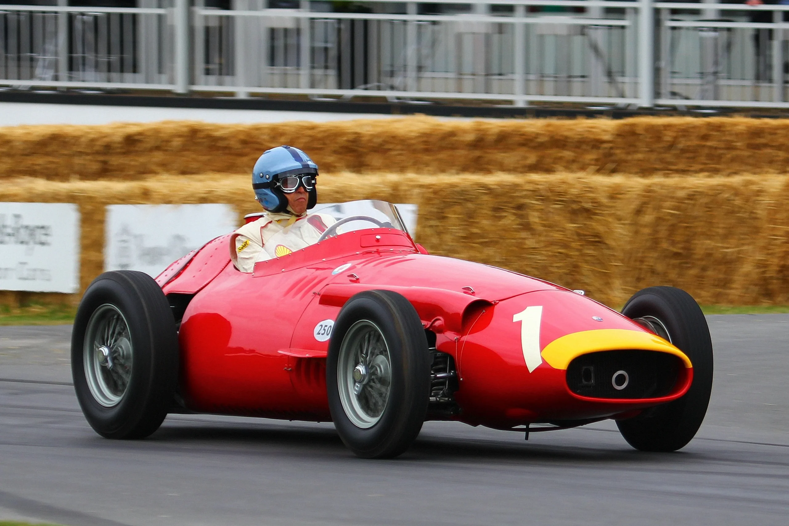 Maserati GT2 Stradale, Maserati 250F, F1 inspired supercar, GT2 European Series 2026, road‑legal hypercar, twin‑turbo V6, Juan Manuel Fangio tribute 3