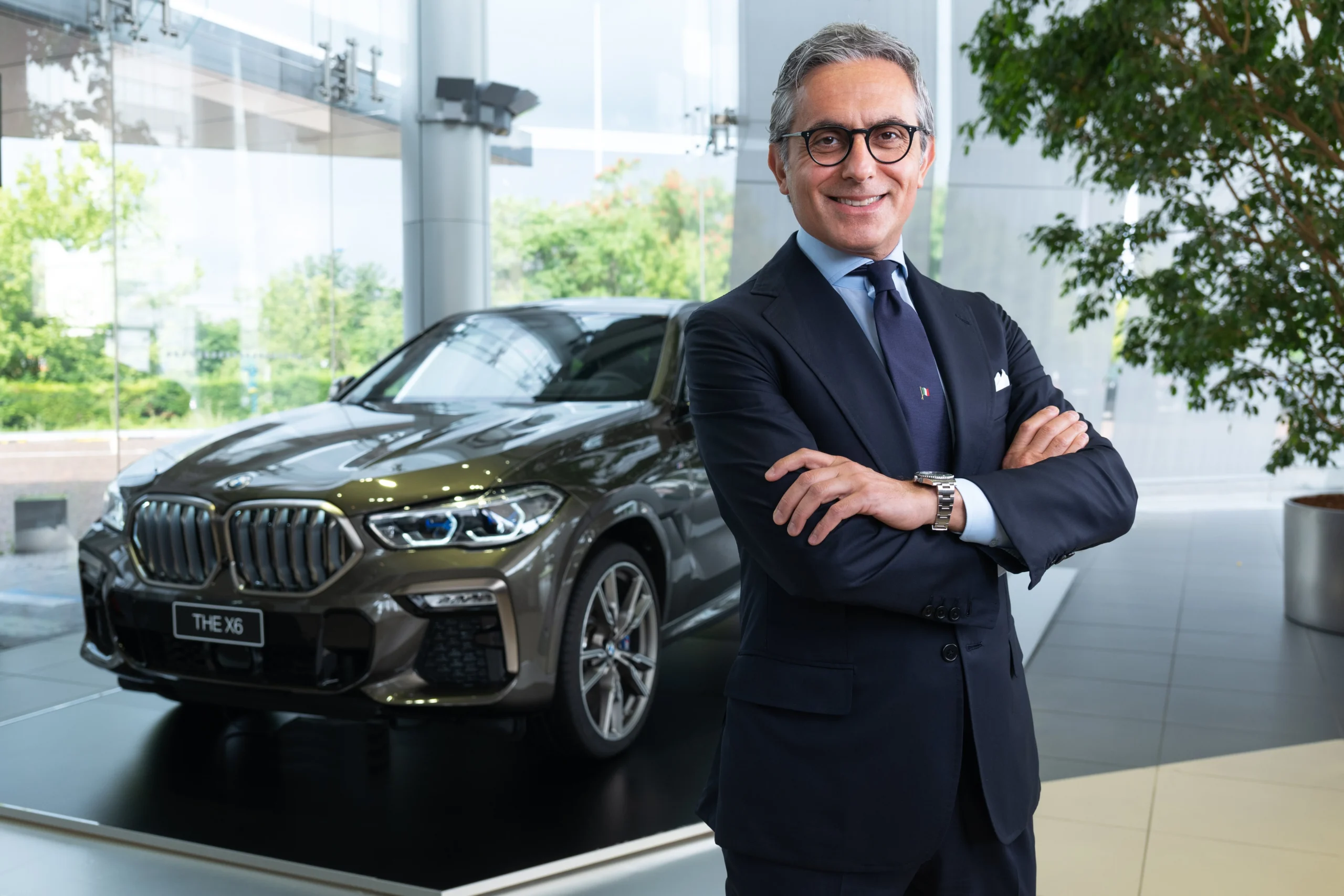 Ferrari electric car, Ferrari Luce, Massimiliano Di Silvestre, BMW, automotive marketing, electric supercar, luxury car industry 2