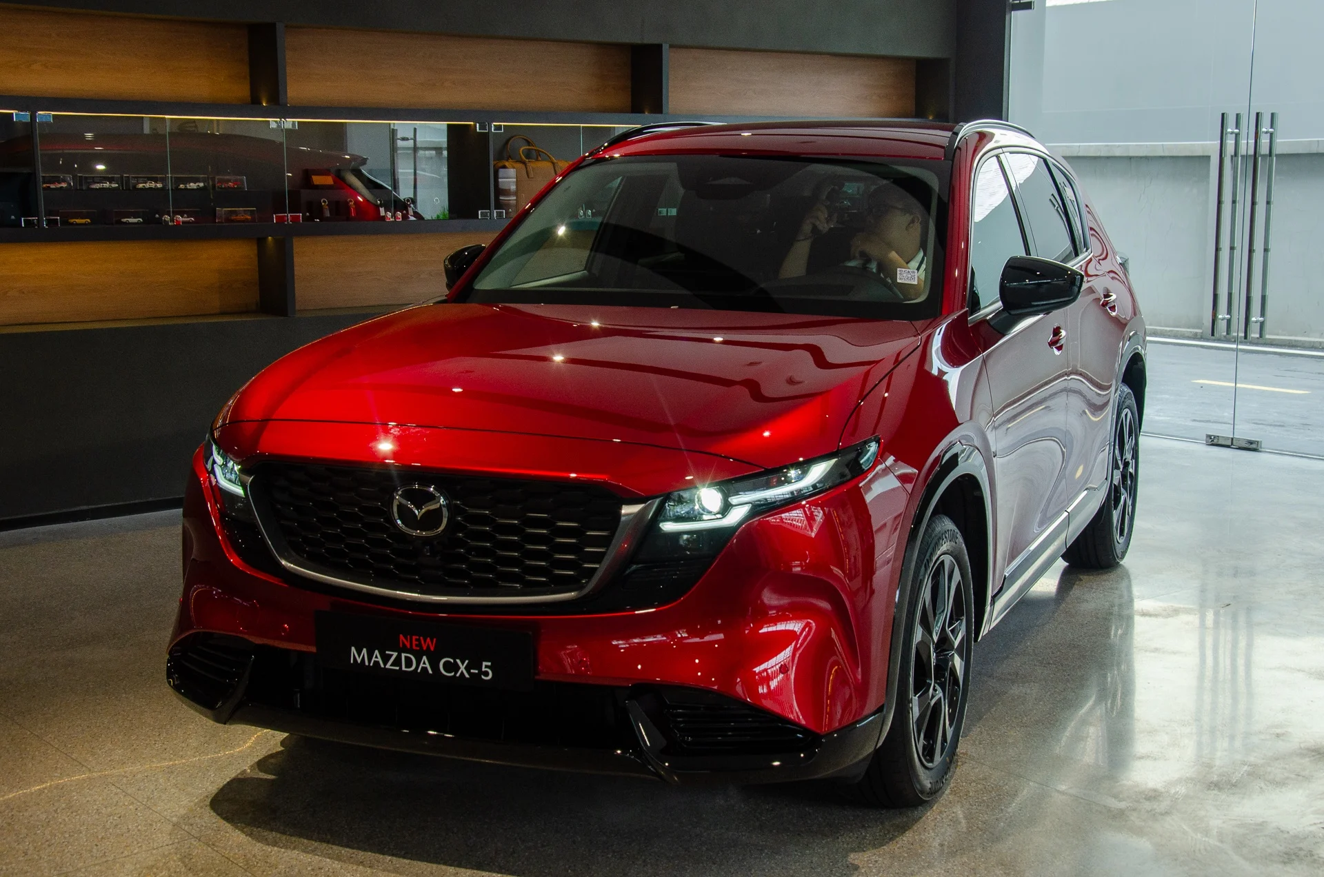 Mazda CX-5, new Mazda CX-5, CX-5 sales Japan, compact SUV, Mazda MHEV, 2025 Mazda CX-5, Japanese car market 2