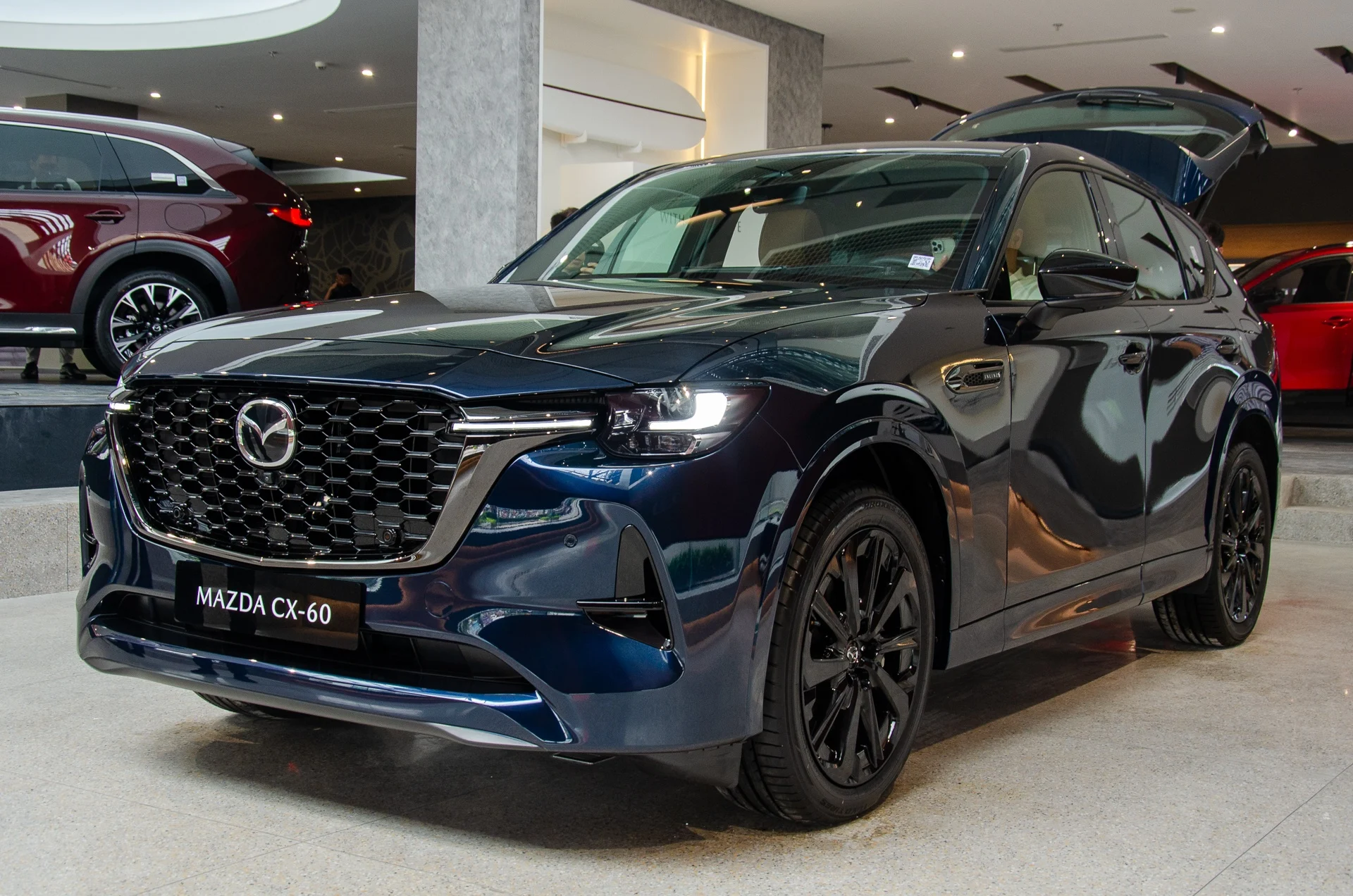 Mazda CX-60 price, Mazda CX-90 price, hybrid SUV Vietnam, Mazda CX-90 specs, Mazda CX-60 specs, PHEV SUV, Mazda Vietnam, luxury SUV 2
