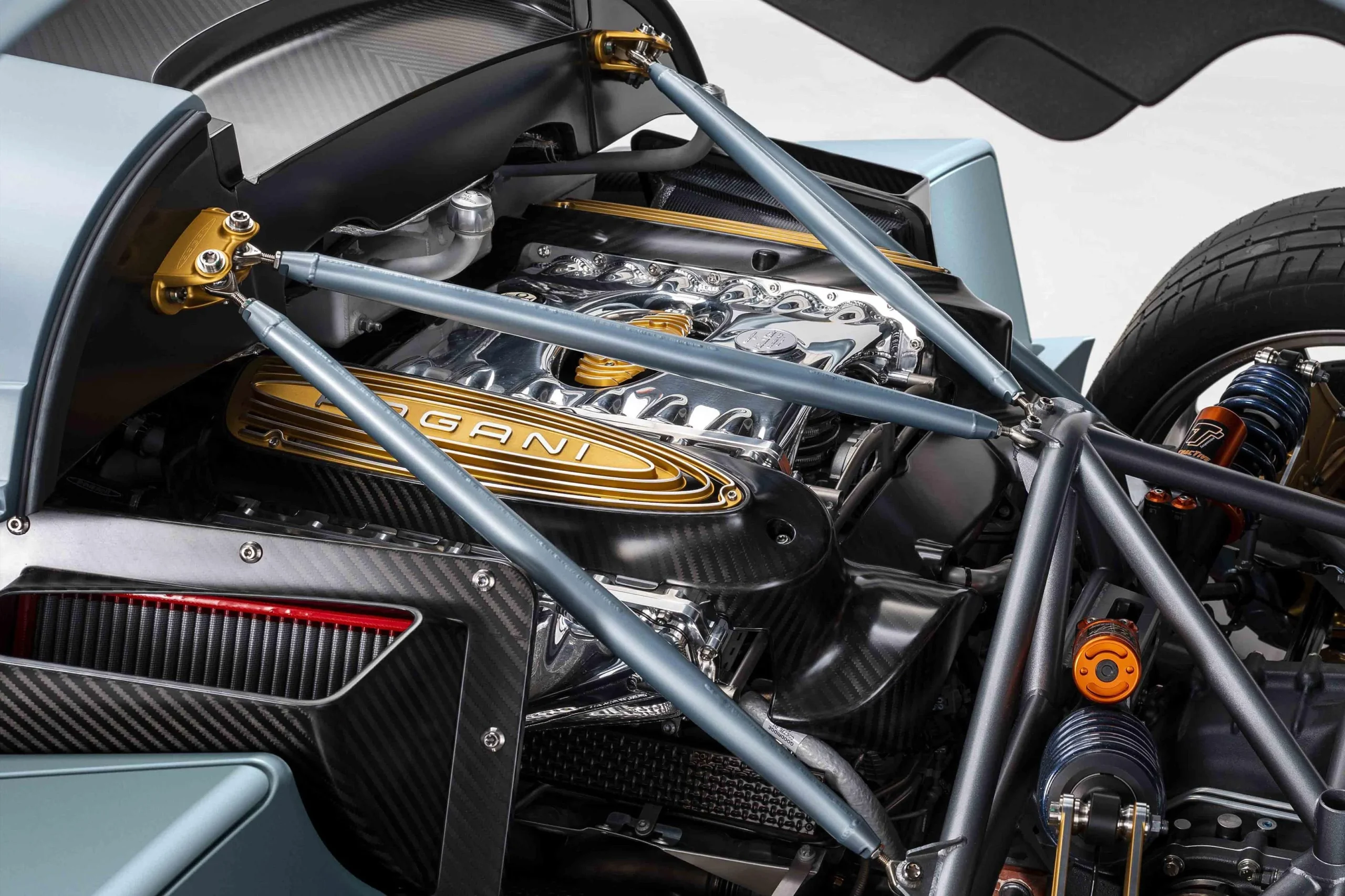 Pagani, electric hypercar, V12 engine, supercar project cancelled, automotive industry, electric vehicle debate, hypercar development 4