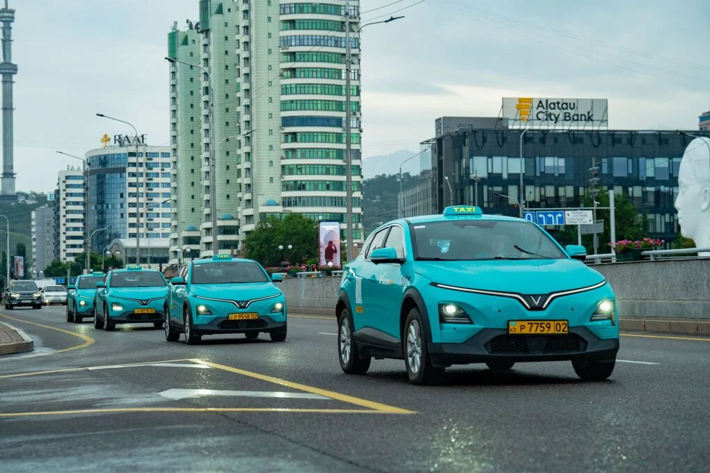 VinFast, electric vehicles, Green SM, car export, China port, European market, taxi fleet, Vietnam automotive 2
