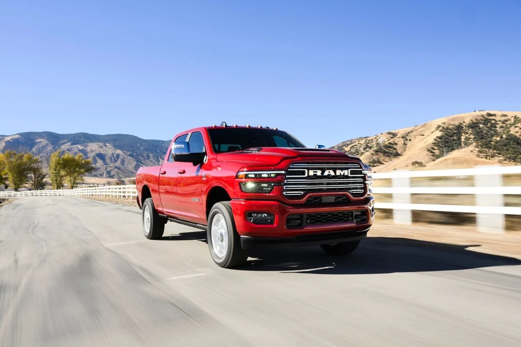 large SUVs, pedestrian fatalities, vehicle size safety, US traffic deaths, SUV crash risk, pickup trucks, automotive safety research 2
