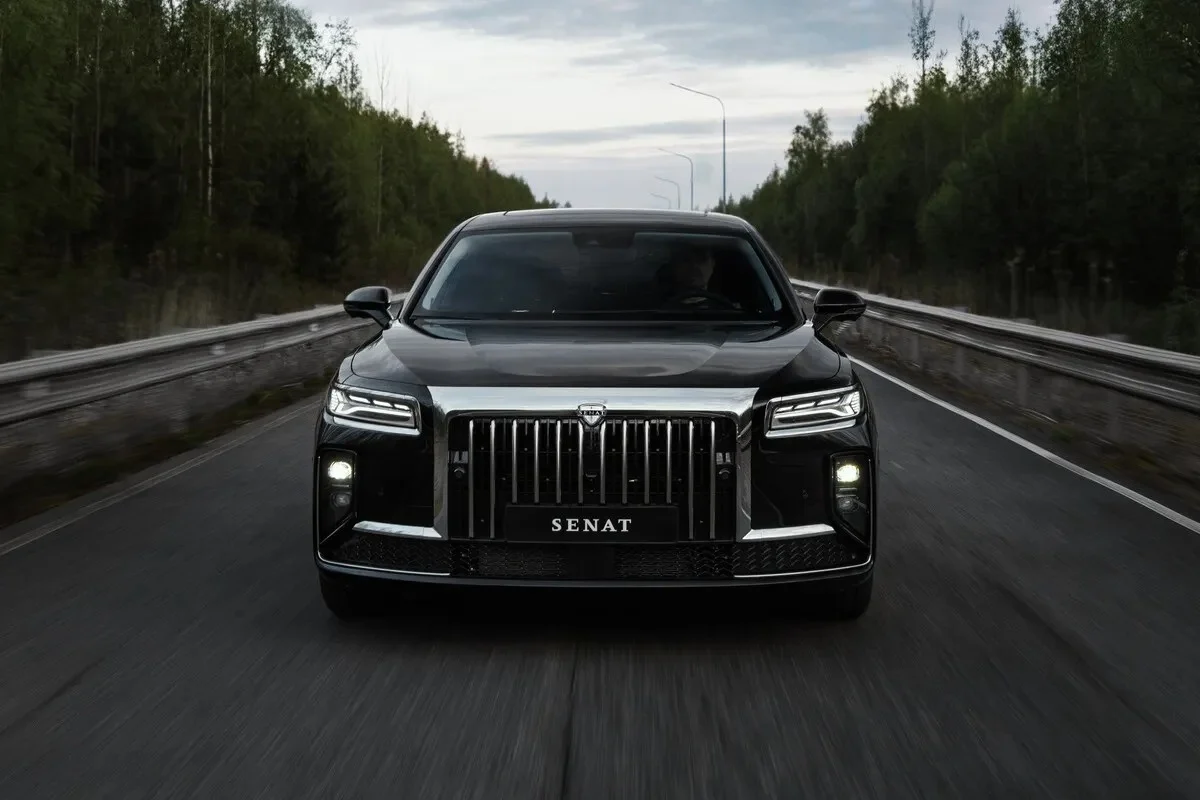 Aurus Senat 900, Russian luxury car, Rolls-Royce of Russia, Hongqi H9, Chinese luxury sedan, presidential limousine, V6 turbo engine, luxury car pricing 2