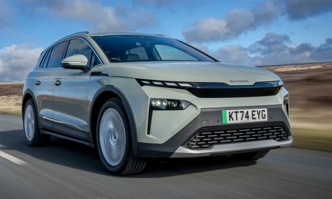 electric vehicles, EV sales 2025, Europe EV market, US EV market, China EV exports, hybrid vehicles, EV incentives, automotive industry trends 2