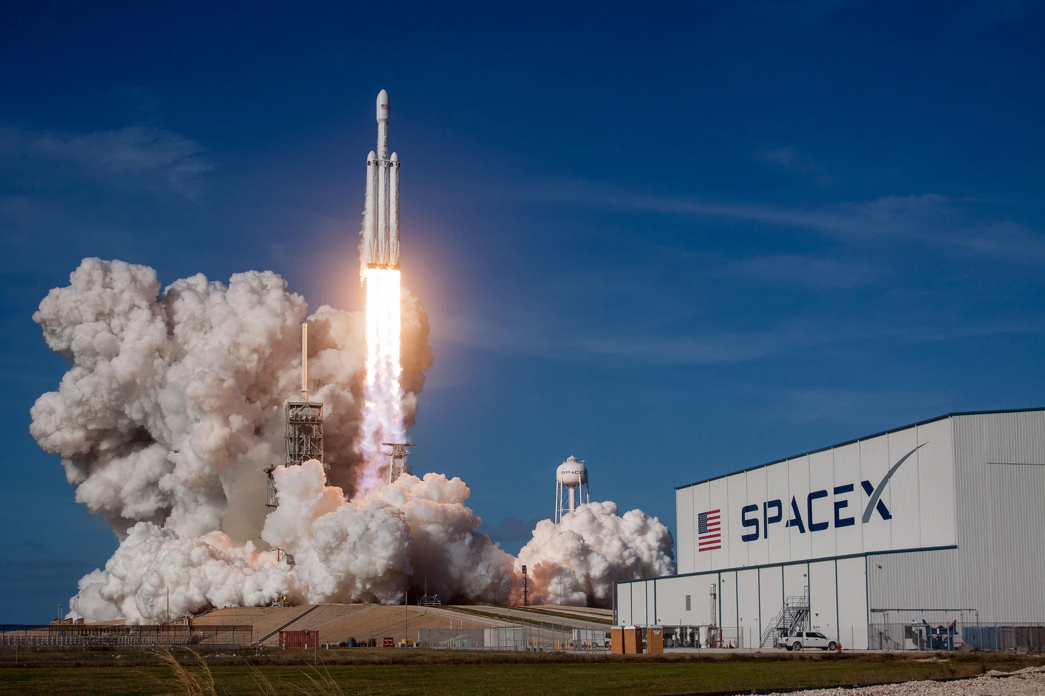 Tesla stock, J.P. Morgan rating, autonomous driving, AI, robotaxi, electric vehicles, Elon Musk, SpaceX IPO 4