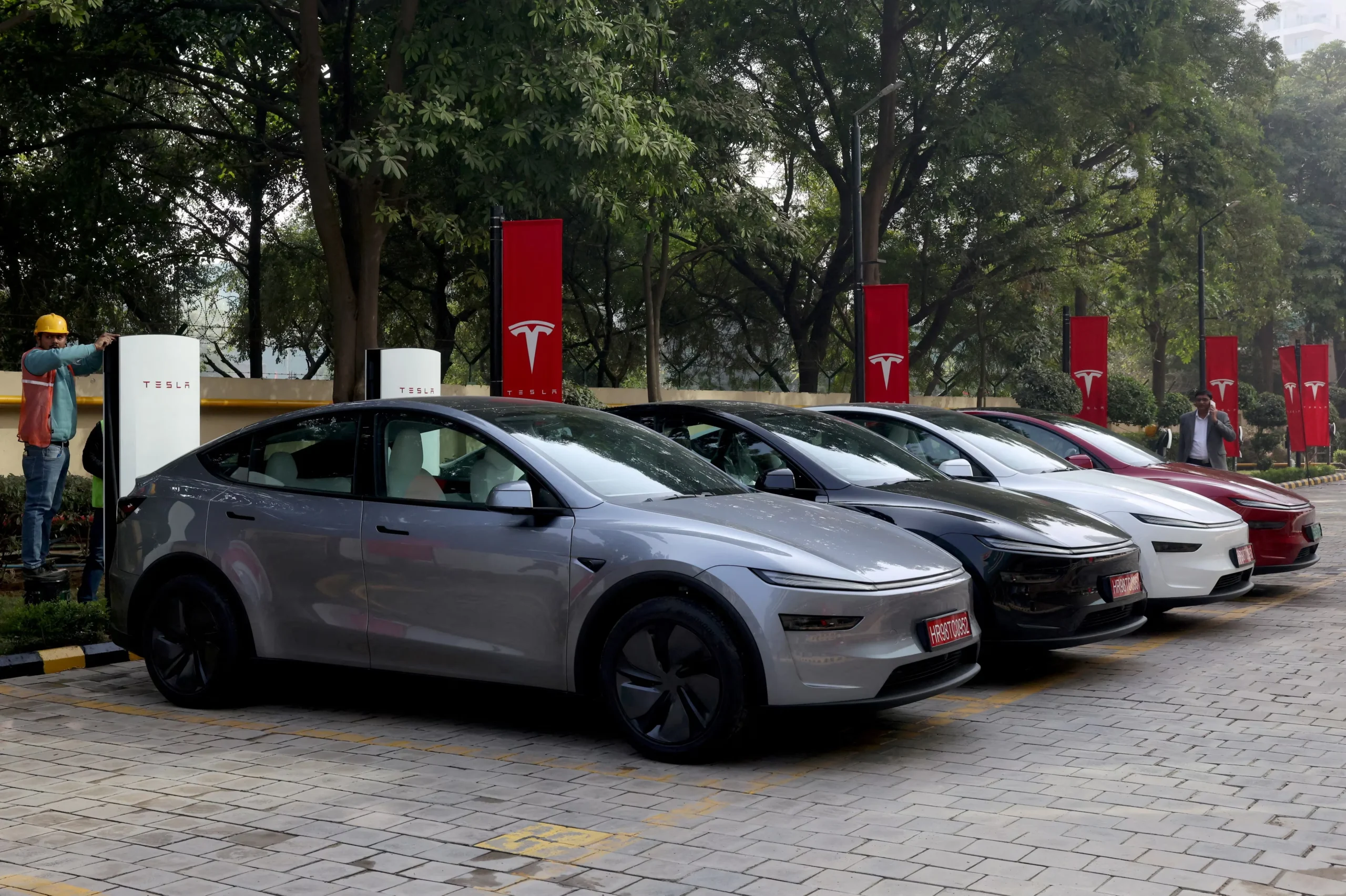 Tesla FSD, Full Self-Driving, EU regulation, Sweden autonomous vehicle, speed limit, electric vehicles, European car market 2