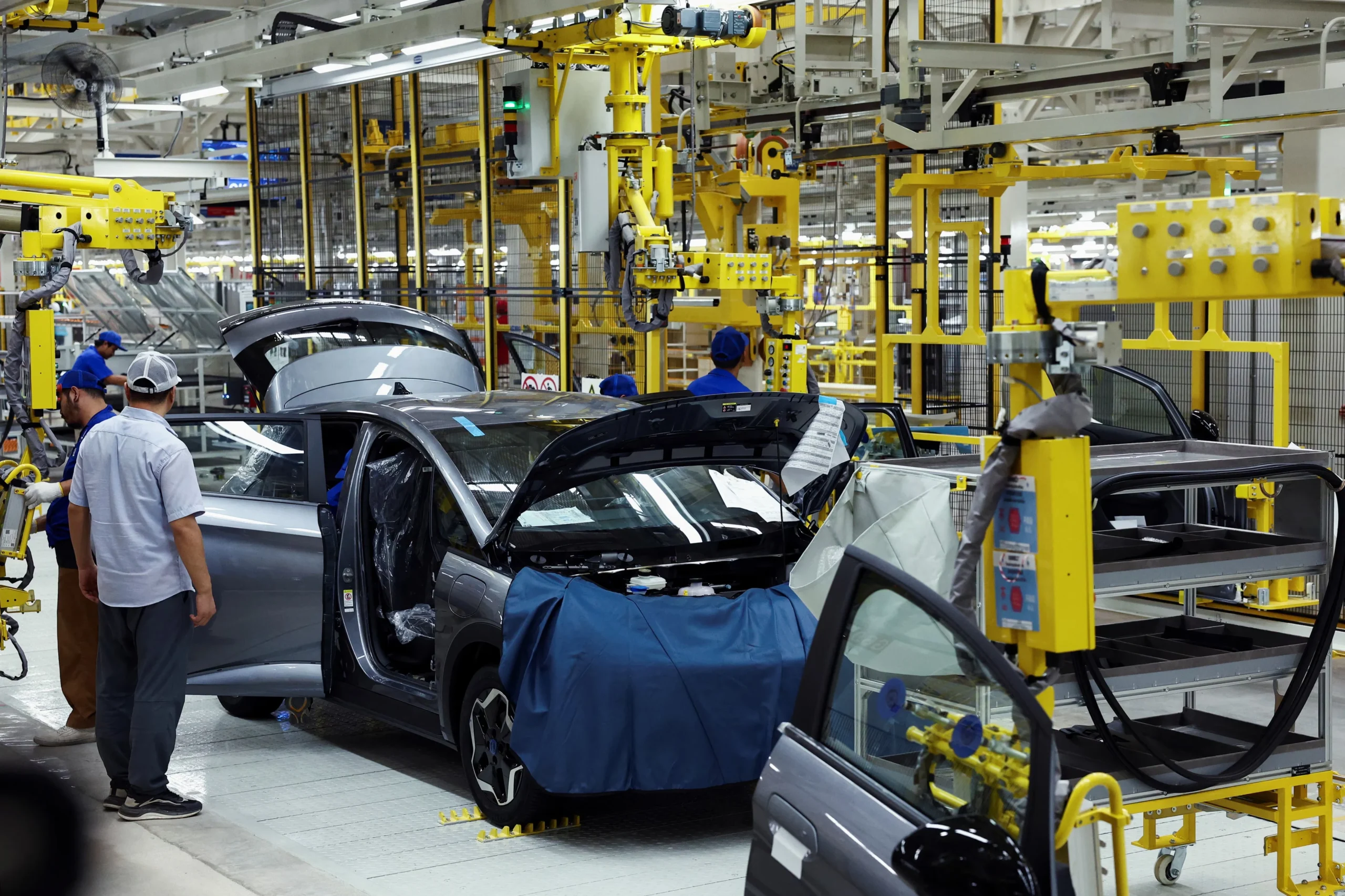 Thailand car production, Thai auto industry, vehicle exports Thailand, Middle East logistics disruption, energy cost impact, automotive manufacturing Southeast Asia, Thailand car market 4