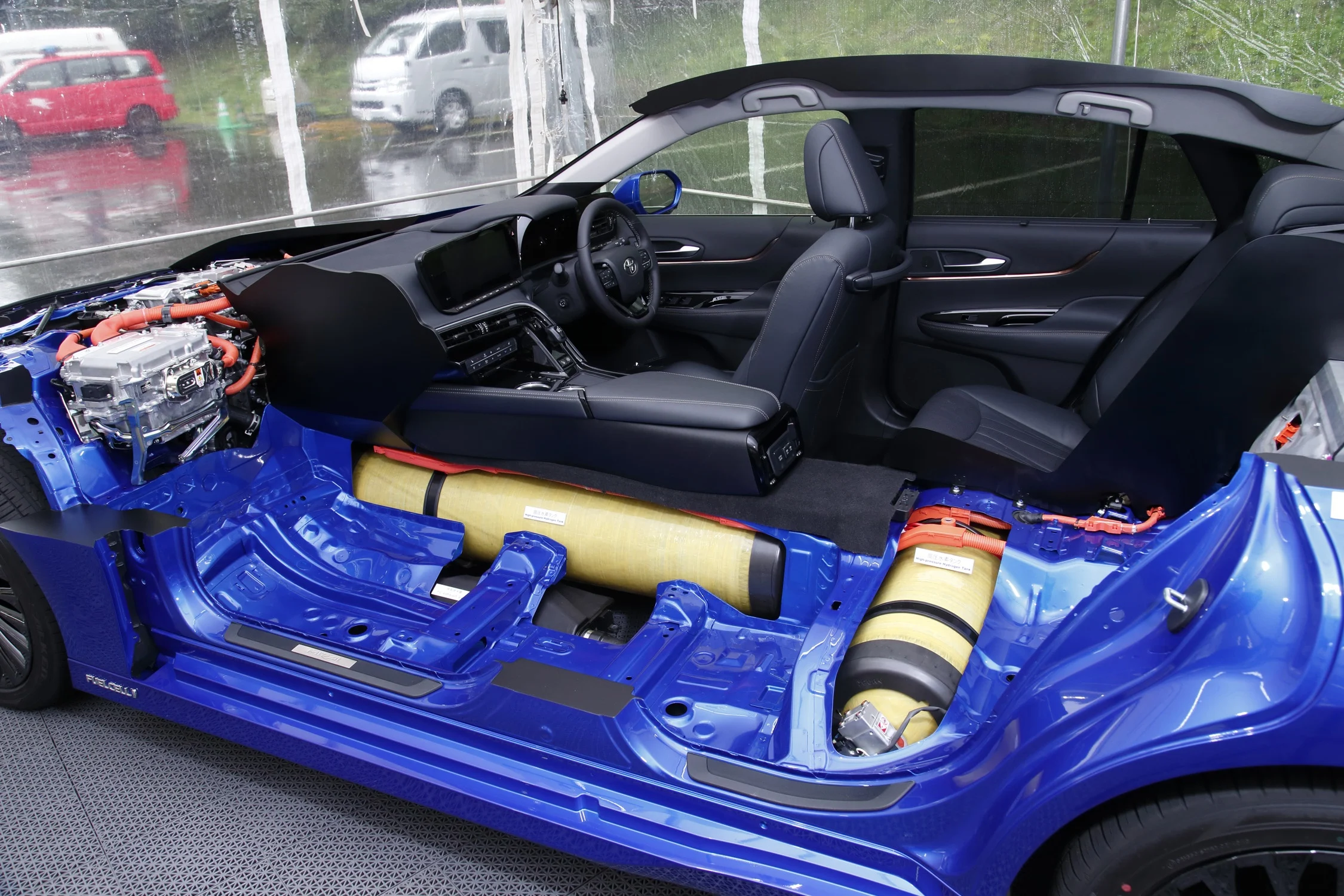 Ferrari hydrogen fuel cell, hydrogen fuel cell car, Ferrari concept car, hydrogen supercar, fuel cell technology, electric vs hydrogen cars, automotive patents 3