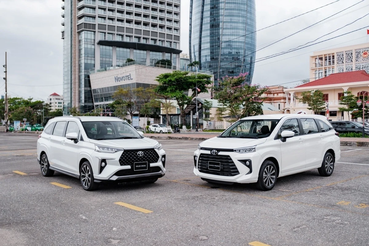 affordable 7-seat MPV, MPV discounts Vietnam, best-selling MPV 2024, VinFast Limo Green, Mitsubishi Xpander discount, Toyota Veloz, Hyundai Stargazer, Honda BR-V offers 4