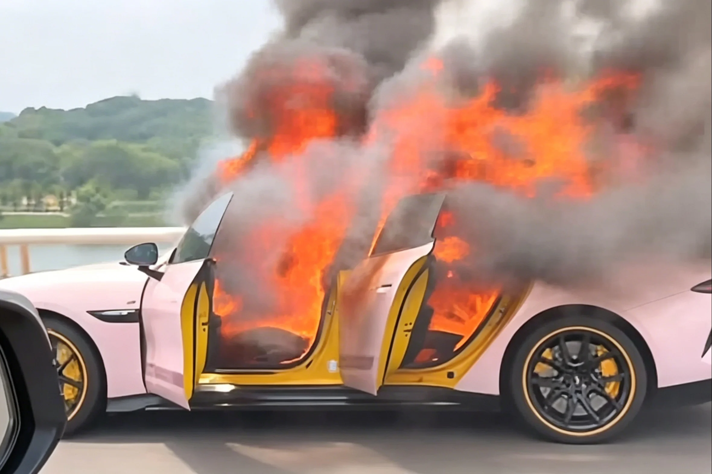 Xiaomi SU7, electric car fire, EV battery safety, Xiaomi electric vehicle, Nanyang China incident, electric vehicle fire investigation, EV safety concerns 3