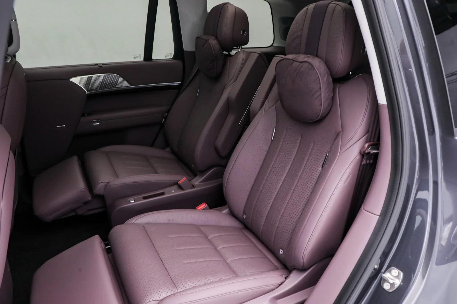 large SUV China, Chinese SUV market, luxury SUV China, BYD Great Tang, Xpeng GX, Chinese automotive industry, EV SUV China, automotive profit race 5