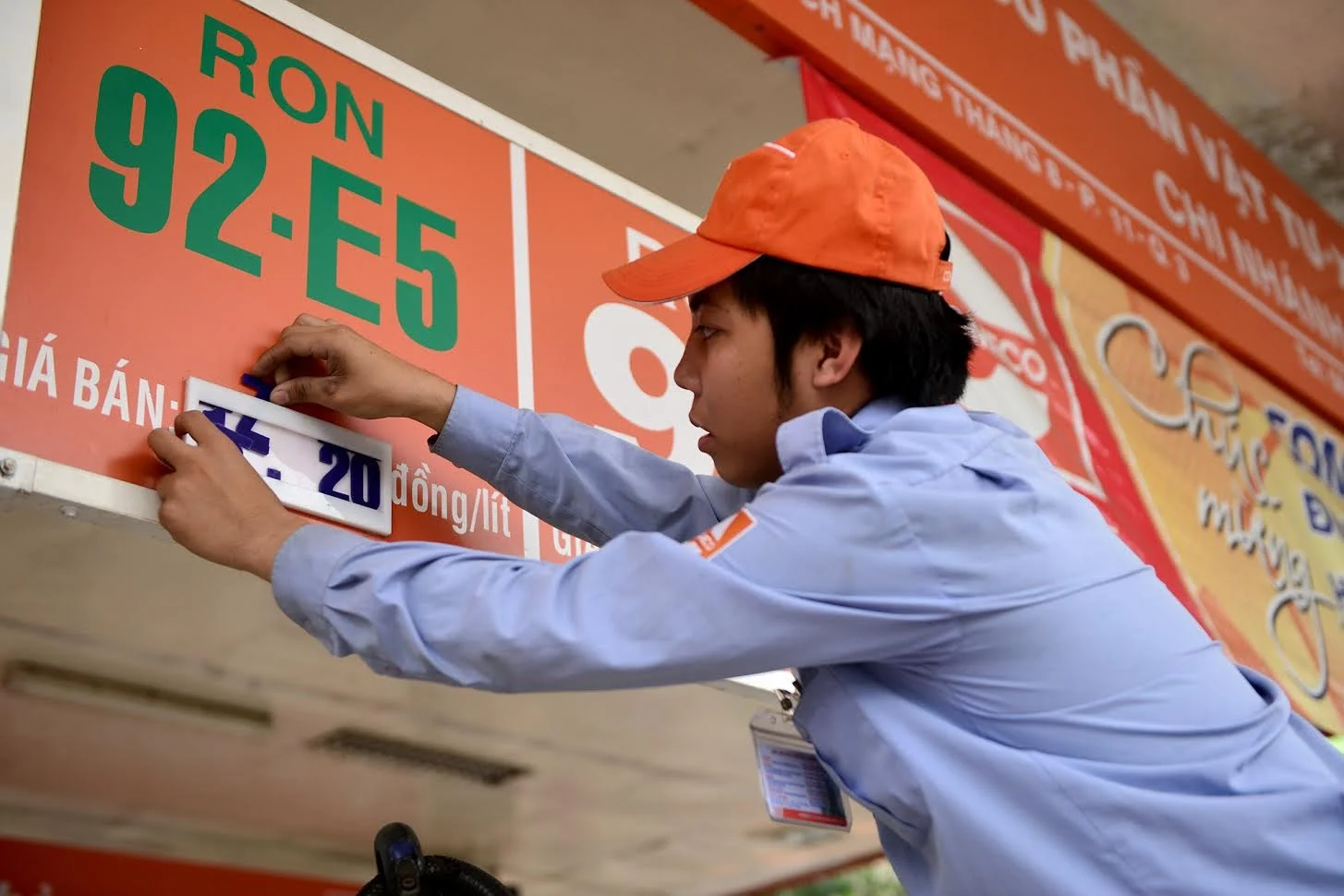 E10 gasoline, ethanol fuel Vietnam, fuel octane rating, E5 gasoline, biofuel price difference, fuel standards Vietnam, petrol price Vietnam 3
