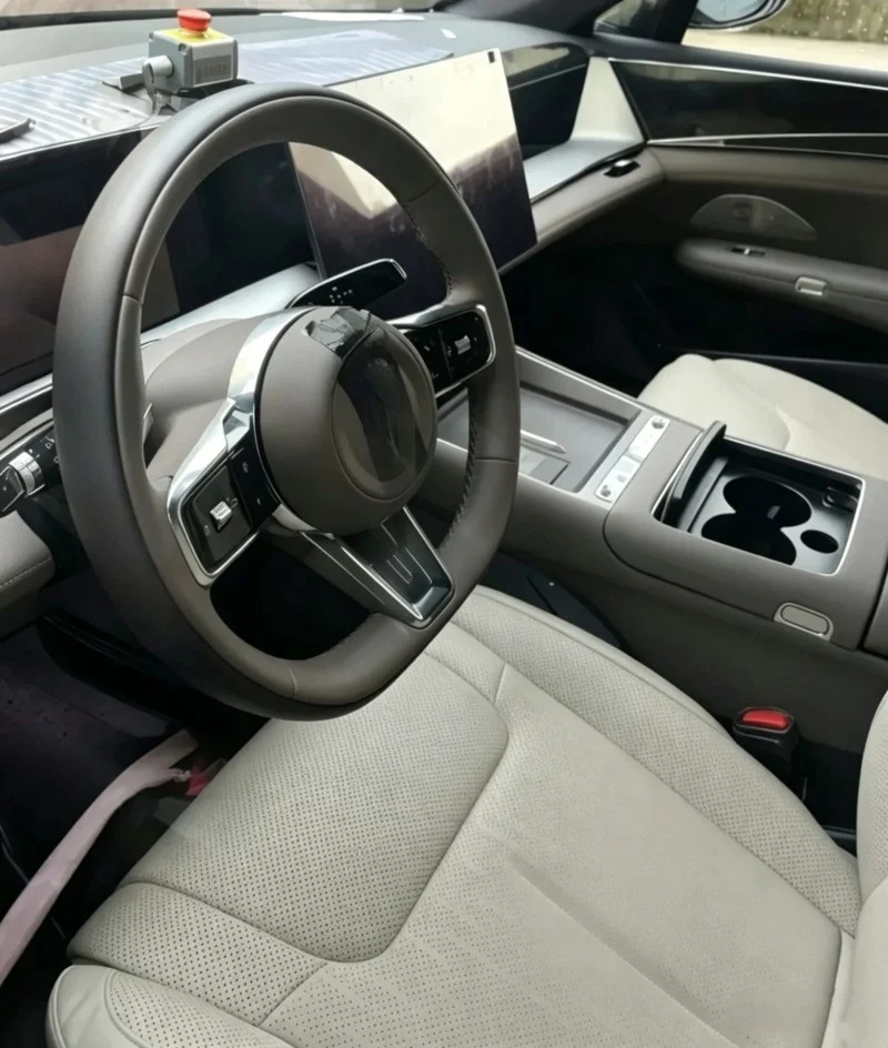 BYD Great Han, luxury electric sedan, Blade Battery 2.0, fast charging sedan, BYD PHEV, BYD BEV, electric vehicle China, high-performance EV 3