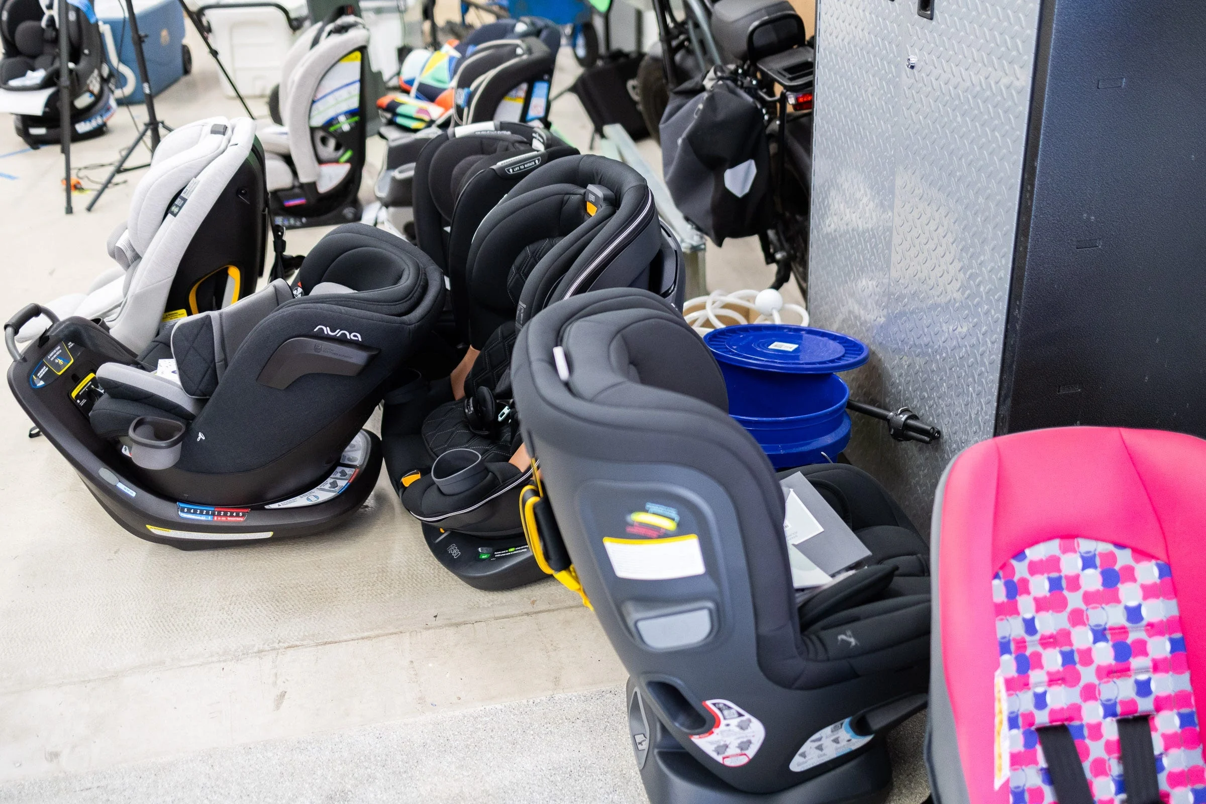 child car seat regulations, Vietnam car seat law, ISOFIX, child safety seat, car seat standards, booster seat, child passenger safety 5