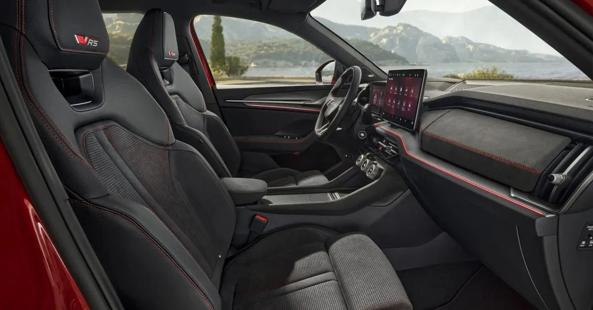 Skoda Kodiaq RS, Skoda SUV India, Skoda Kodiaq price, high performance SUV, 2.0 TSI engine, AWD SUV, Indian car market, limited edition SUV 3