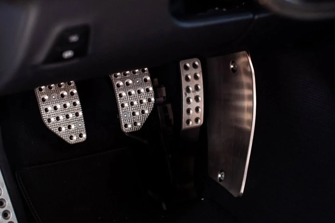 Ferrari 12Cilindri Manuale, manual transmission supercar, Ferrari V12, Ferrari manual gearbox, limited edition Ferrari, Ferrari hybrid strategy, electric Ferrari Luce 4