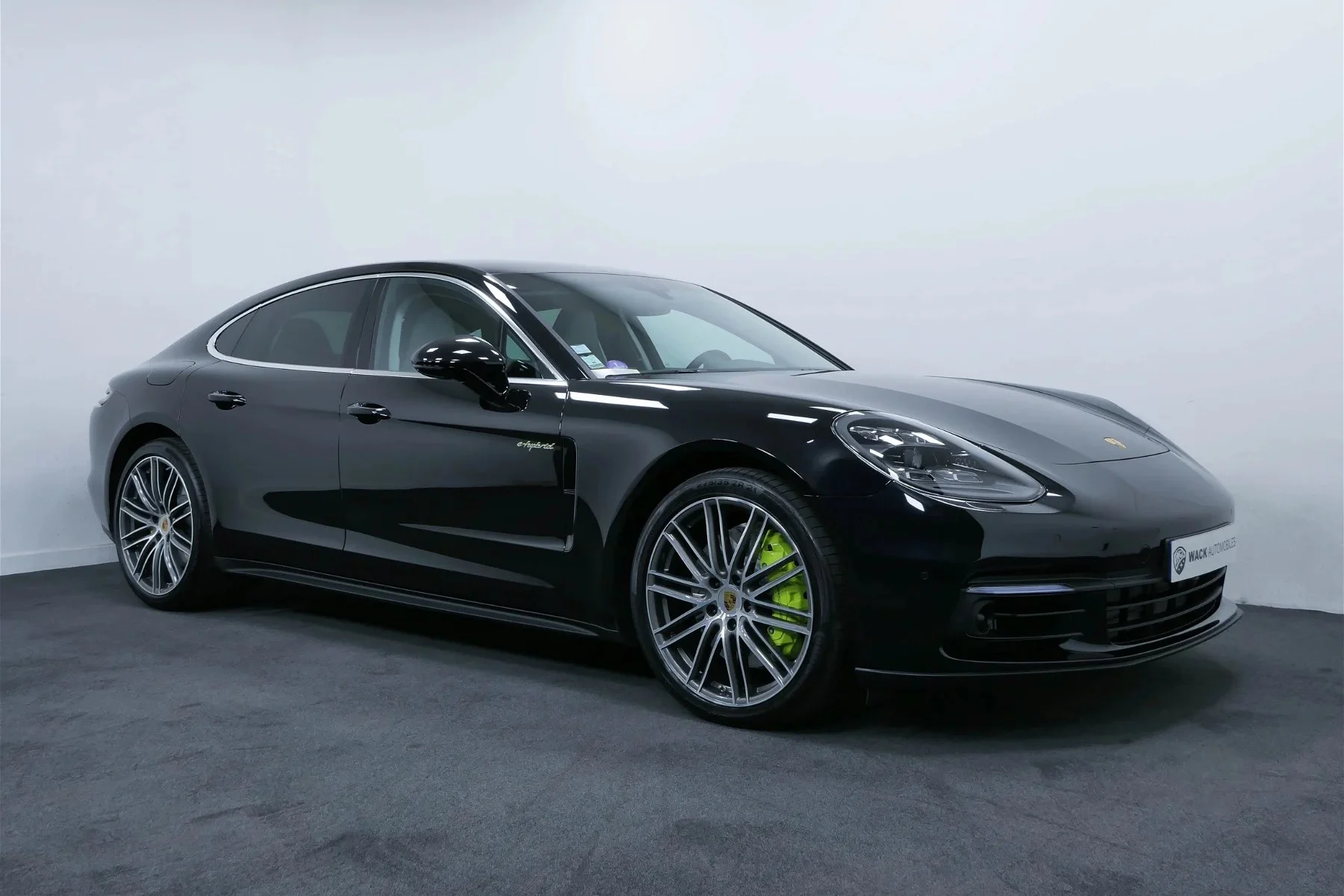 luxury car theft, car theft ring, Porsche theft, BMW theft, Range Rover theft, organized crime vehicle theft, New Jersey car theft, illegal car export 3