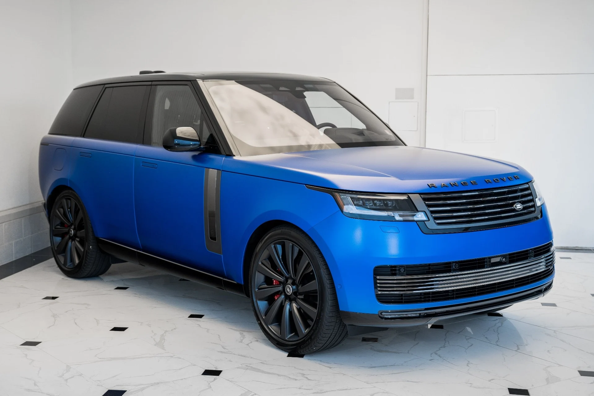 luxury car theft, car theft ring, Porsche theft, BMW theft, Range Rover theft, organized crime vehicle theft, New Jersey car theft, illegal car export 2
